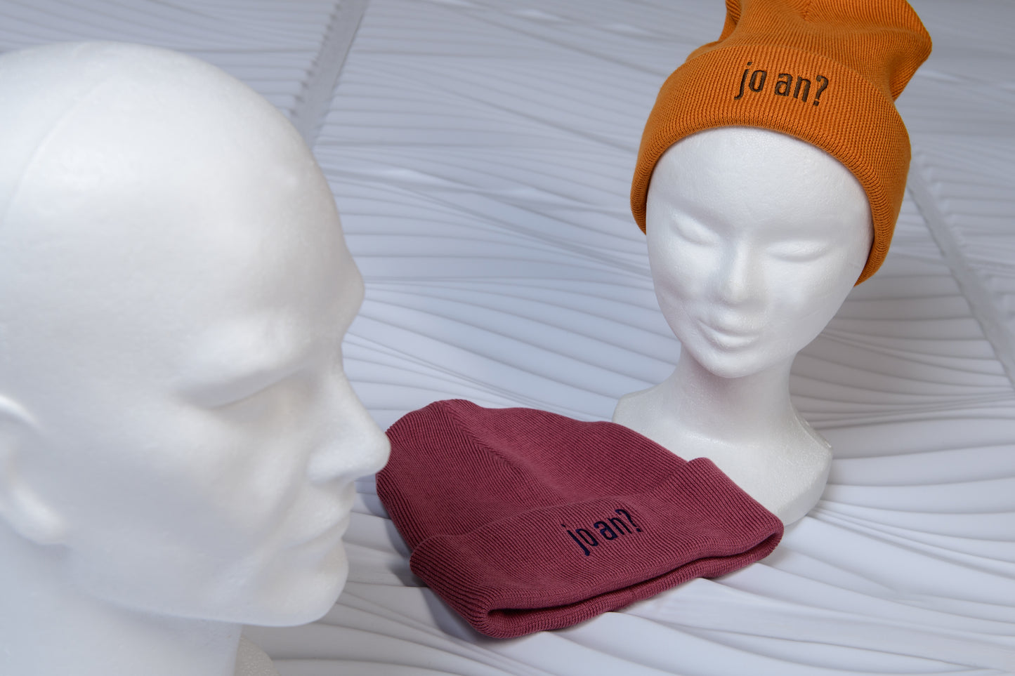 "jo an?" Unisex Beanie