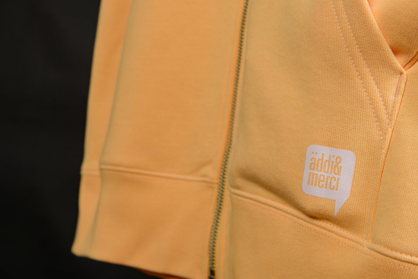 "wat e gedeessems" Unisex ZIP Hoodie