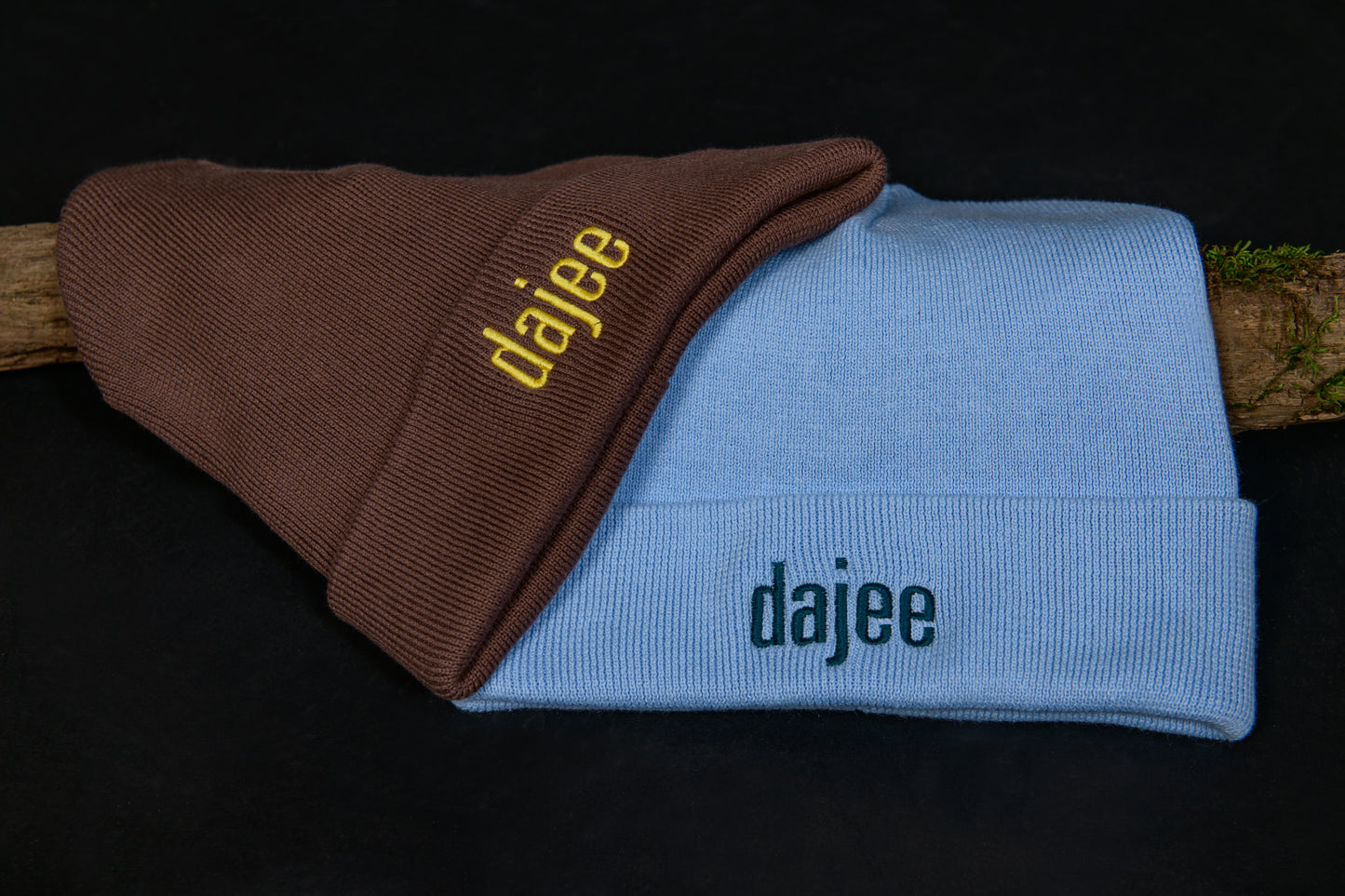 "dajee" Unisex Beanie