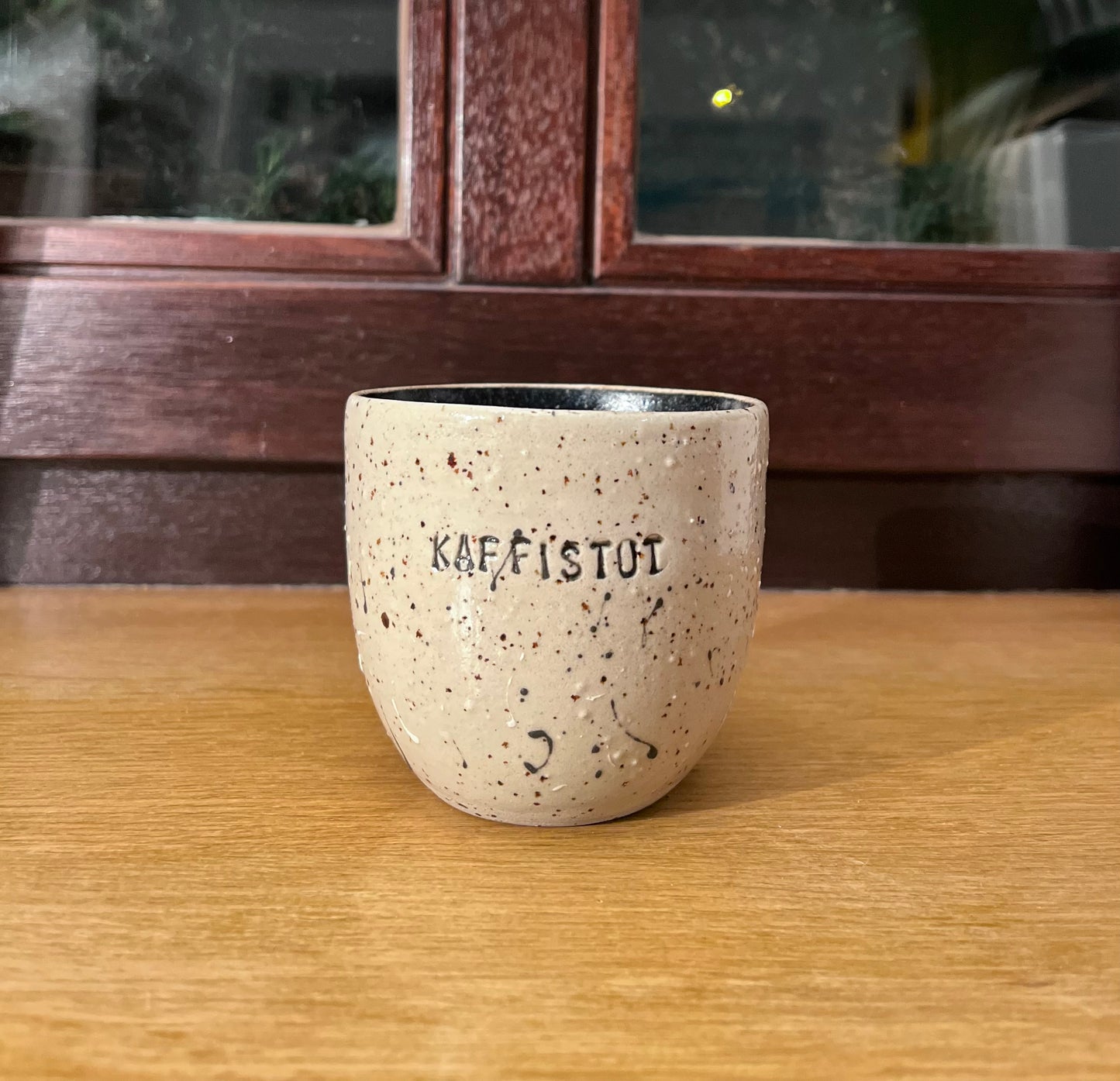 Handmade ceramic cup "kaffistut"